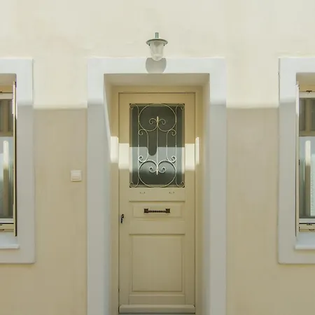 Myyellowhome Holiday home